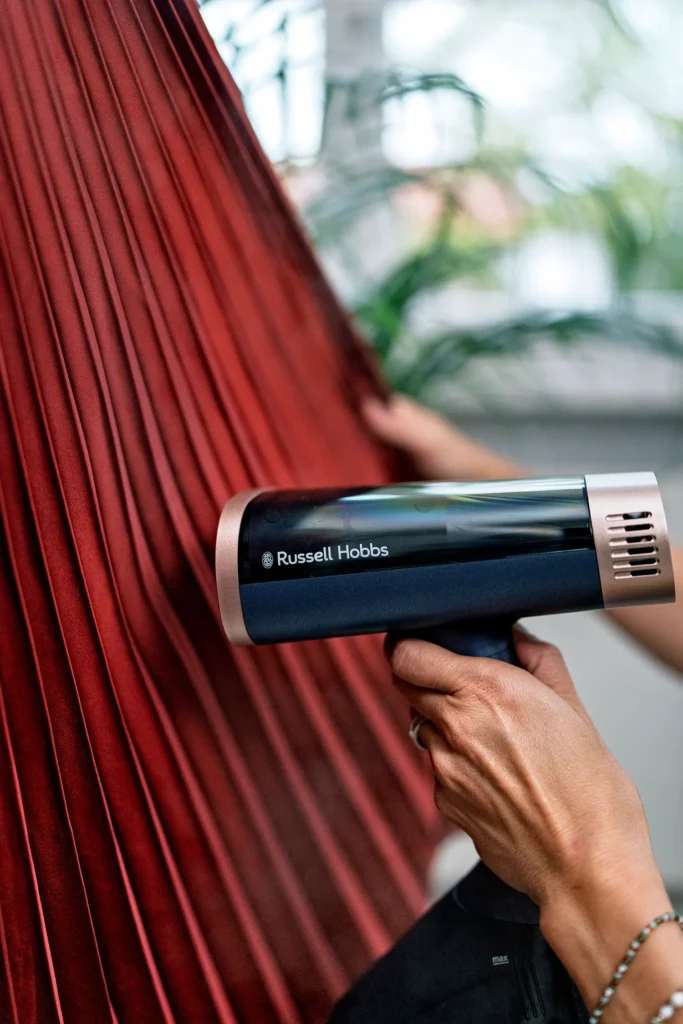 Prasowanie jedwabiu parą